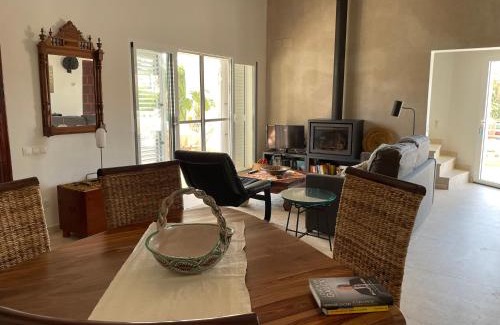 Cullera House | Family-Friendly Retreat at Chalet Las Brisas Awaits You
