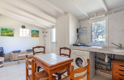 Peyrolles-en-Provence Ski Chalet | Relaxing Chalet 'Les Collins Du Sud' with Mountain Views