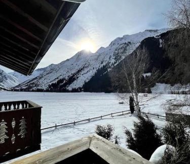 Champagny-en-Vanoise Apartment | Family-Friendly Chalet le Génépi - Rated 9/10 by Guests