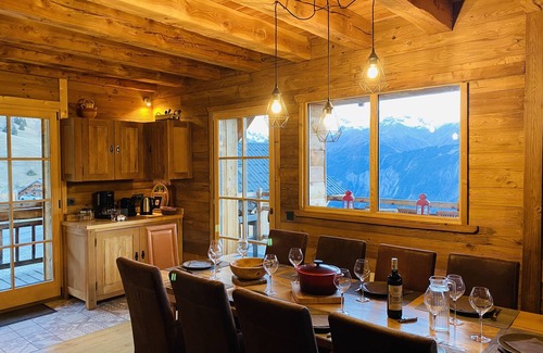 Villard-Reculas Ski Chalet | Discover Chalet Le Montana 2: Rated 9.8 with Pool & Spa