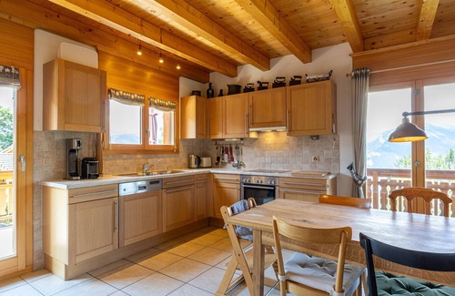 Saint-Pierre-de-Clages Ski Chalet | Experience Chalet Le Papillon with Sauna & Spa Amenities