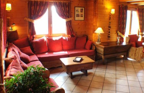 La Cote-dʼAime Bed & Breakfast | Oceanfront Retreat at Chalet Le Paradou - Rated 8.8/10