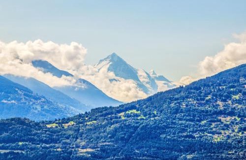 Chandolin-près-Savièse Ski Chalet | Experience Chalet Le Raccard: 4-Star Guest Rated Stay
