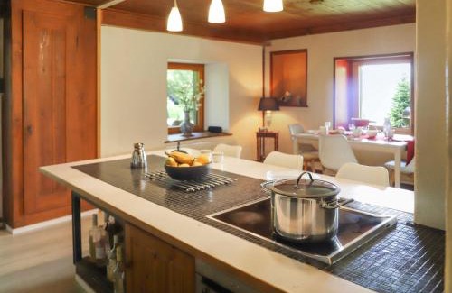 Caux Ski Chalet | Cozy Getaway at Chalet Le Revers - Pet & Child Friendly