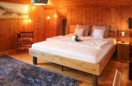 Caux Ski Chalet | Cozy Getaway at Chalet Le Revers - Pet & Child Friendly