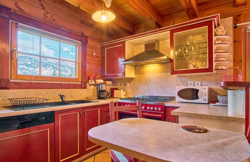 Gresse-en-Vercors Ski Chalet | Chalet 'Le Serac': Mountain Views & Private Terrace Awaits