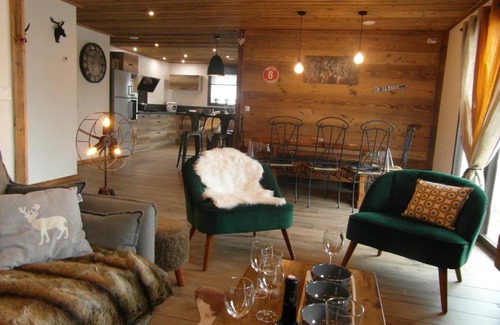 Le Bettaix Apartment | Discover Chalet Le Trèfle des Neiges in Les Menuires