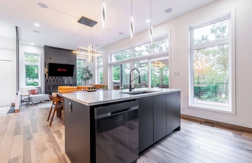 Brownsburg-Chatham Ski Chalet | Experience Chalet Le Valcourt: Spa, BBQ & Fire Pit Bliss