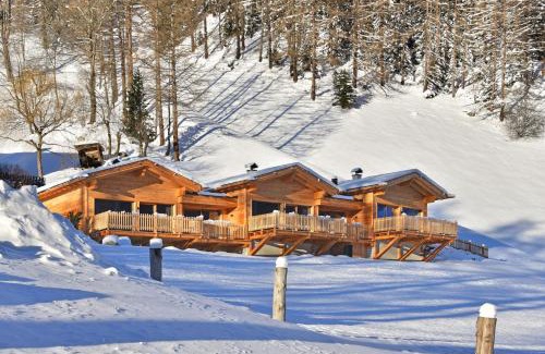 Rio di Pusteria Cabin | Oceanfront Escape at Chalet Leitner - Rated 10/10 by Guests