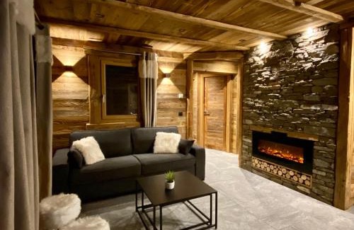 Bessans Apartment | Discover Chalet Les Cocales: Oceanfront B&B with Pet Friendly Amenities