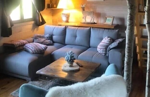 Montaillou Ski Chalet | Explore Chalet Les Dalmatiens: Family-Friendly Getaway