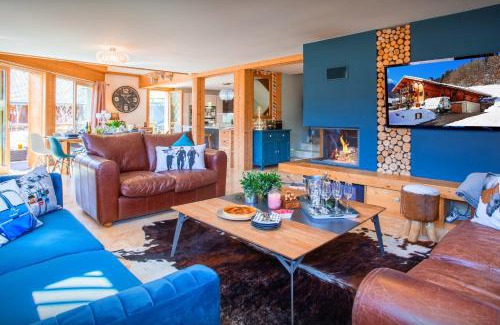 Seytroux Ski Chalet | Elegant Chalet Levant Blanc - 4-Star with Hot Tub & Pool