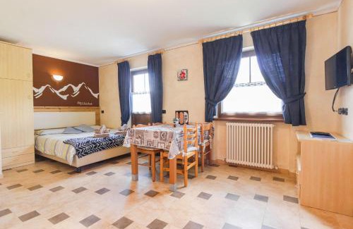 Gembre Apartment | Chalet Li Baita Daniela: Family and Pet-Friendly Retreat