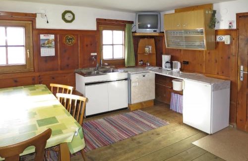 Vorderlanersbach Ski Chalet | Pet-Friendly Chalet Lippnerhütte with Great Reviews
