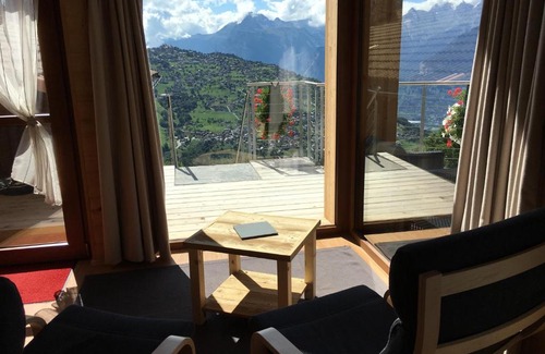 Nendaz Ski Chalet | Pet-Friendly Chalet Lombardie: 10/10 Guest-Rated Escape