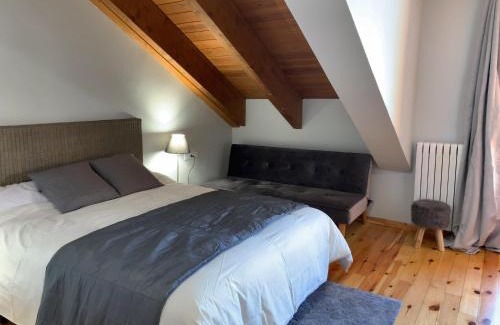Formigal House | Chalet Los Ibones - Lodge Formigal: Family-Friendly Retreat