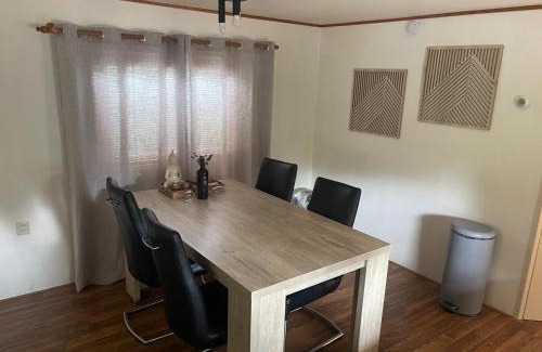 Makkum Ski Chalet | Oceanfront Retreat at Chalet Makkum V10 - Rated 8.6/10