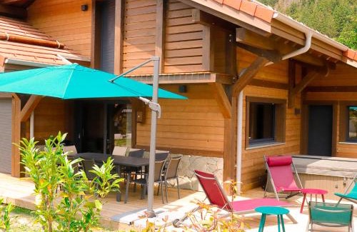 Gerardmer Ski Chalet | Relax at Chalet Mana: Spa, Sauna & Oceanfront Bliss