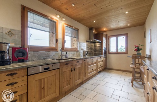 Manigod Ski Chalet | Premier Chalet in Manigod: Pool, Spa & Mountain Views