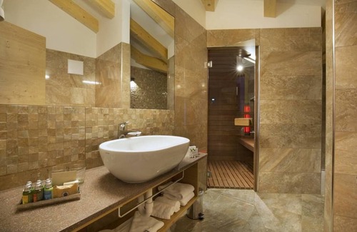 Campitello di Fassa Hotel | Relax at Chalet Marcora with Spa and Family-Friendly Amenities