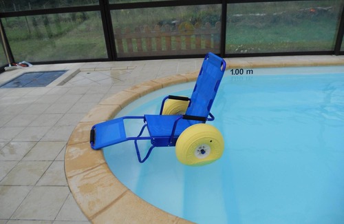 Saint-Flour Apartment | Gites Salers: Spa Retreat with Heated Salt Pool Escape