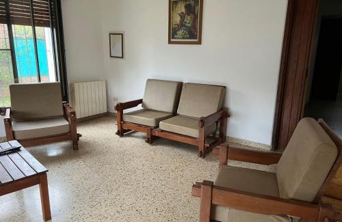 Villa Carlos Paz House | Discover Comfort at Chalet Mariam with Ocean Views