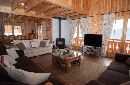 Veysonnaz Villa | Experience Chalet Marie-Rose: Family-Friendly Retreat
