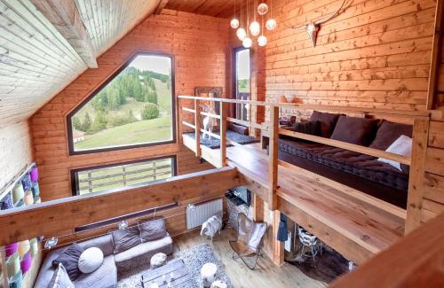 Peone Ski Chalet | Experience Chalet Massada with Pool, Jacuzzi & Ski Views