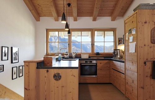 Reith im Alpbachtal Apartment | Cozy Chalet Matty: Ideal Retreat for 8 with Fireplace