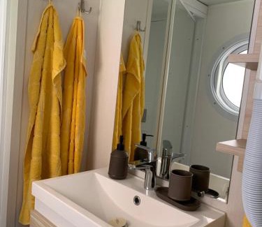 Seekirchen am Wallersee Apartment | Oceanfront Chalet Max I: Family-Friendly Getaway with Views