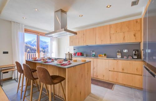 Sauze d'Oulx Ski Chalet | Chalet Merveille: Ski In - Ski Out Retreat for Families