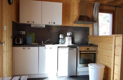 Chamrousse Ski Chalet | Family-Friendly Chalet Mitoyen in Chamrousse with Terrace