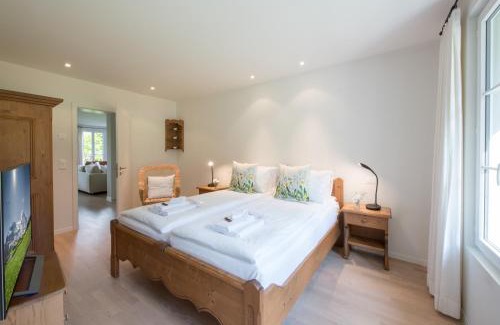 Wengen Apartment | Family-Friendly Retreat at Chalet Mittaghorn Apt 4