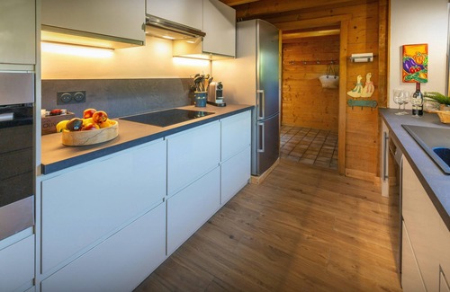 Manigod Ski Chalet | Chalet Morclan: Family Getaway with Hot Tub & Scenic Views