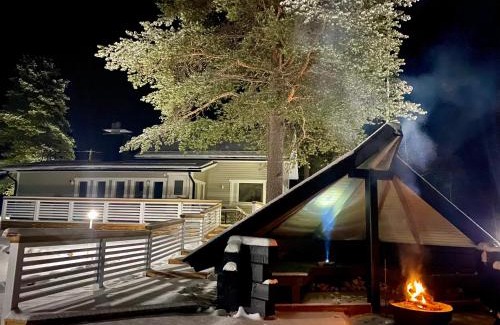 Naamijoki Villa | Oceanfront Bliss at Chalet Mummola - 4-Star Guest Rated