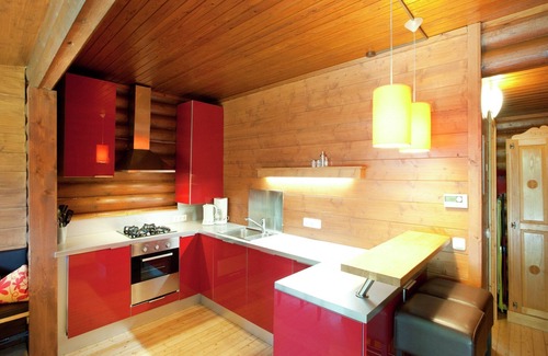 Woergl Ski Chalet | Inviting Chalet near Ski Slopes with Pet-Friendly Amenities