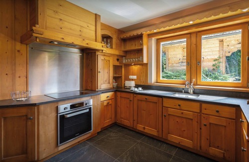 Samoens Ski Chalet | Chalet Nahuel Huapi - family break with mountain views - OVO Network