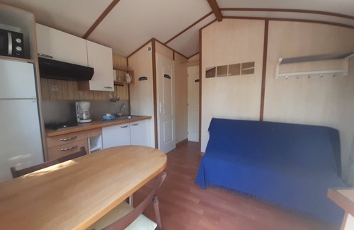 Sarrecave Ski Chalet | Experience Chalet Nature et Bois: Family-Friendly Retreat