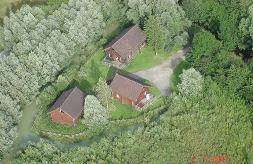Quend Ski Chalet | Modern Chalet in Quend-Plage-les-Pins with Pool and Barbecue