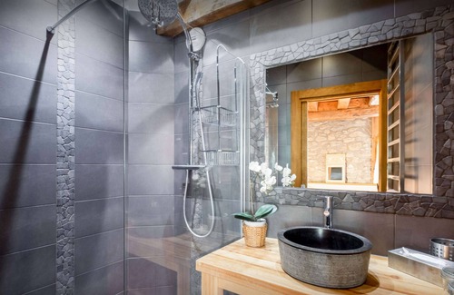 Saint-Andre Ski Chalet | Chalet Nevala - Unique converted barn for 11 indoor pool - OVO Network