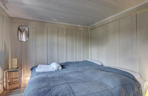 Chateau-d'Oex Apartment | Cozy Chalet Nostalgie - Child-Friendly Getaway with Top Rating