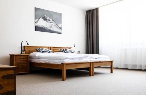 Nova Lesna House | Pet-Friendly Chalet Nova Lesna with Mountain Views