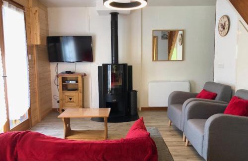 Xonrupt-Longemer Ski Chalet | Chalet O FIL DE LO: Pet-Friendly Oasis with Ocean Views