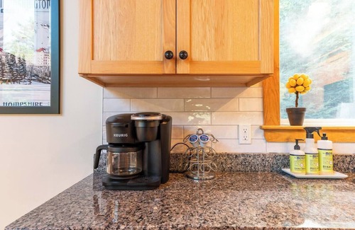 Birchview by the Saco House | Modern Mountain Retreat with Hot Tub & Fire Pit - 10/10 Rated
