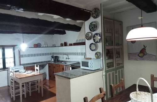 Becerrea House | Chalet 'Palacio De Cantiz' with Private Terrace, Private Garden and Wi-Fi