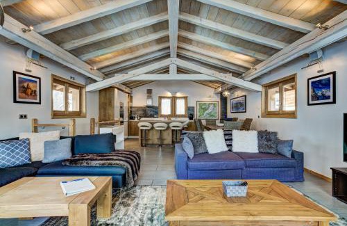 Chamonix-Mont-Blanc Ski Chalet | Discover Chalet Panache: Family-Friendly with Hot Tub Bliss