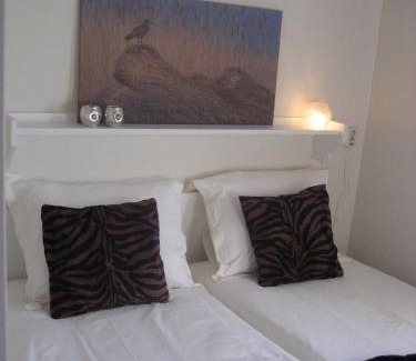 Giethoorn Resort | Cozy Chalet Park Kroondomein Giethoorn with Ocean Views
