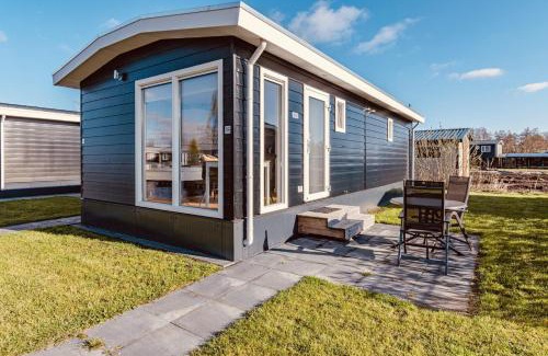 Giethoorn Resort | Cozy Chalet Park Kroondomein Giethoorn with Ocean Views