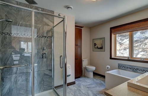 Saint Come Ski Chalet | Relaxing Chalet for Skiing, Skidooing & Family Fun