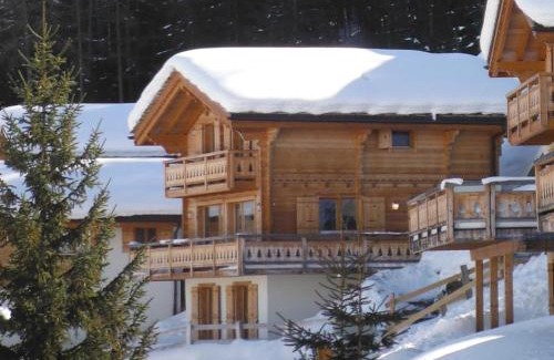 La Tzoumaz Ski Chalet | Experience Chalet Petit Sapin: Child-Friendly Retreat